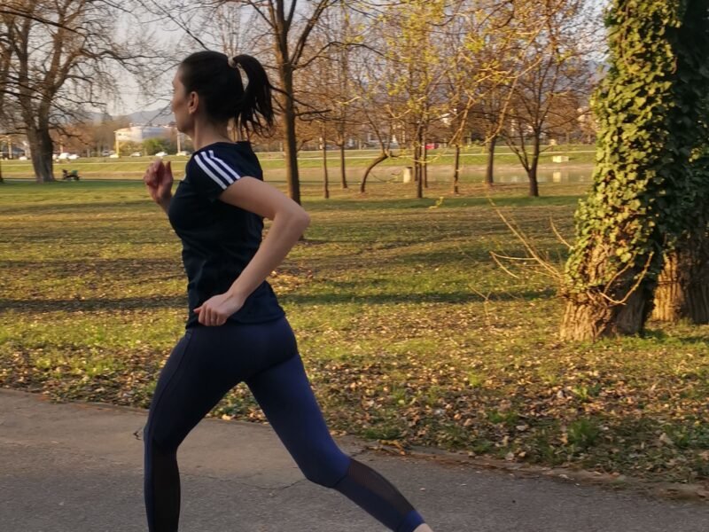 Što je fartlek? (12 primjera fartek treninga) 5 kako se zagrijati prije fartlek treninga