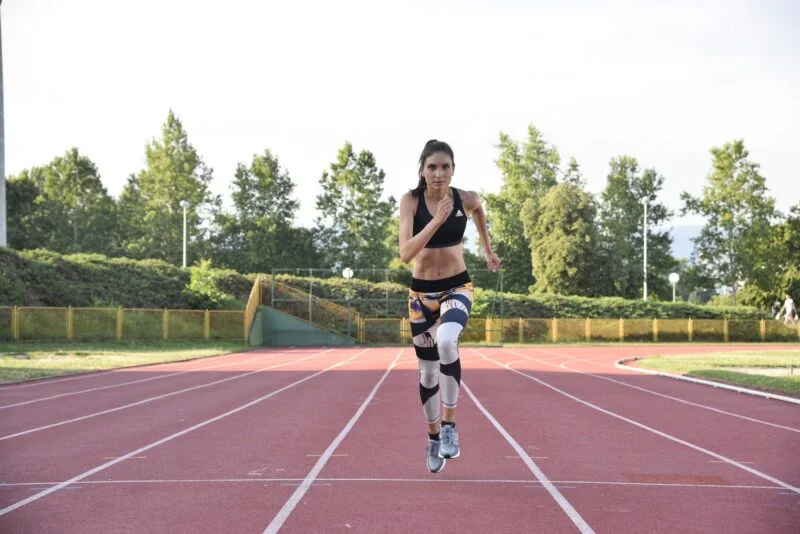 How Heavy Is Too Heavy to Run? (17 Tips for Heavy Runners) 5 running goals