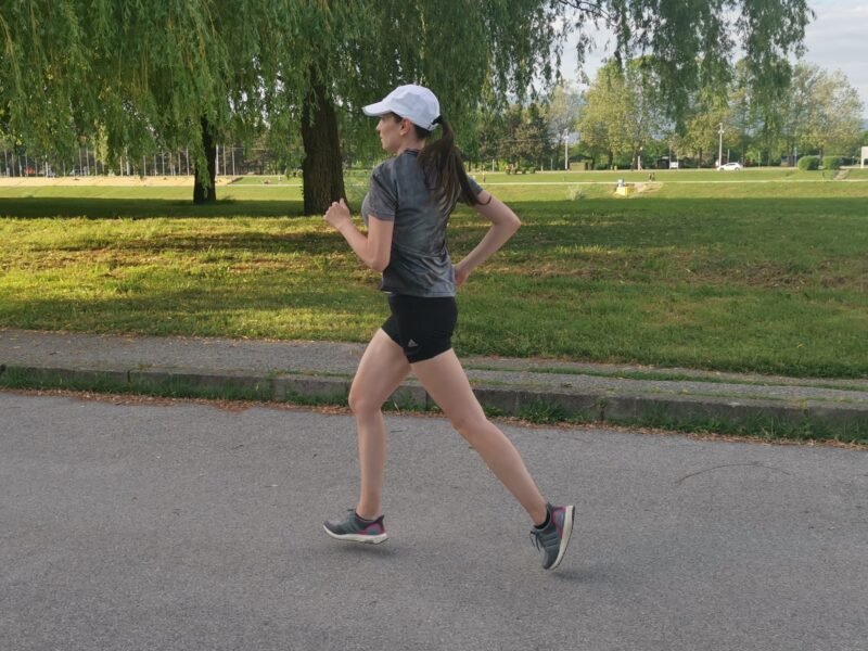 How Long Does It Take to Run 14 Miles? (Explained in Detail) 1 How long does it take to run 14 miles