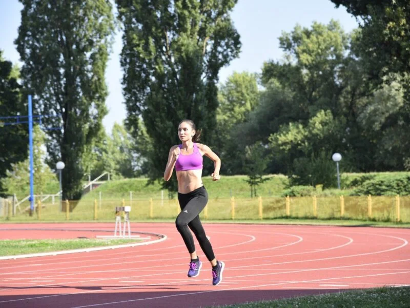 how to do running strides